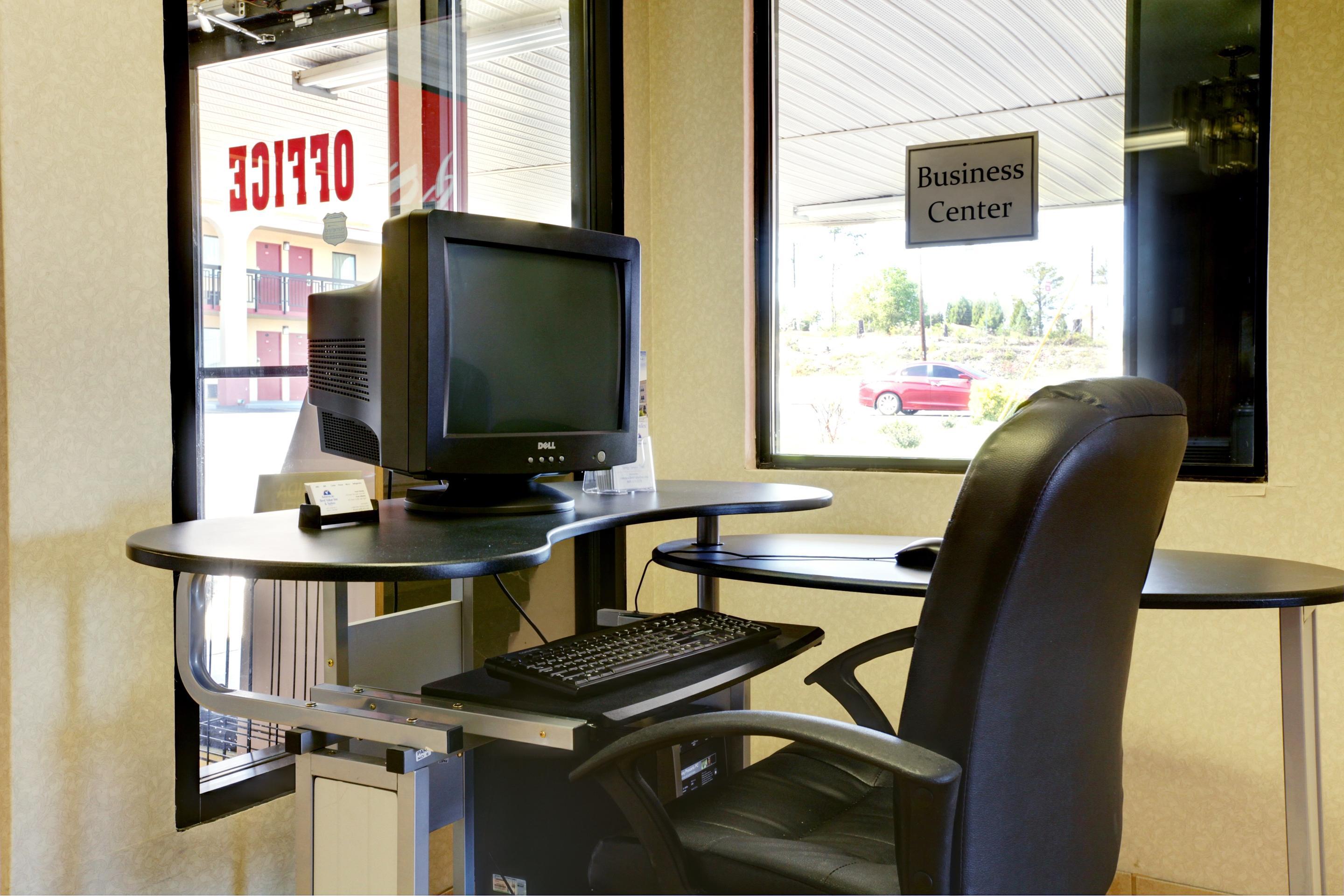 Americas Best Value Inn & Suites Мейкън Съоръжения снимка