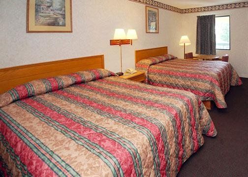 Americas Best Value Inn & Suites Мейкън Стая снимка